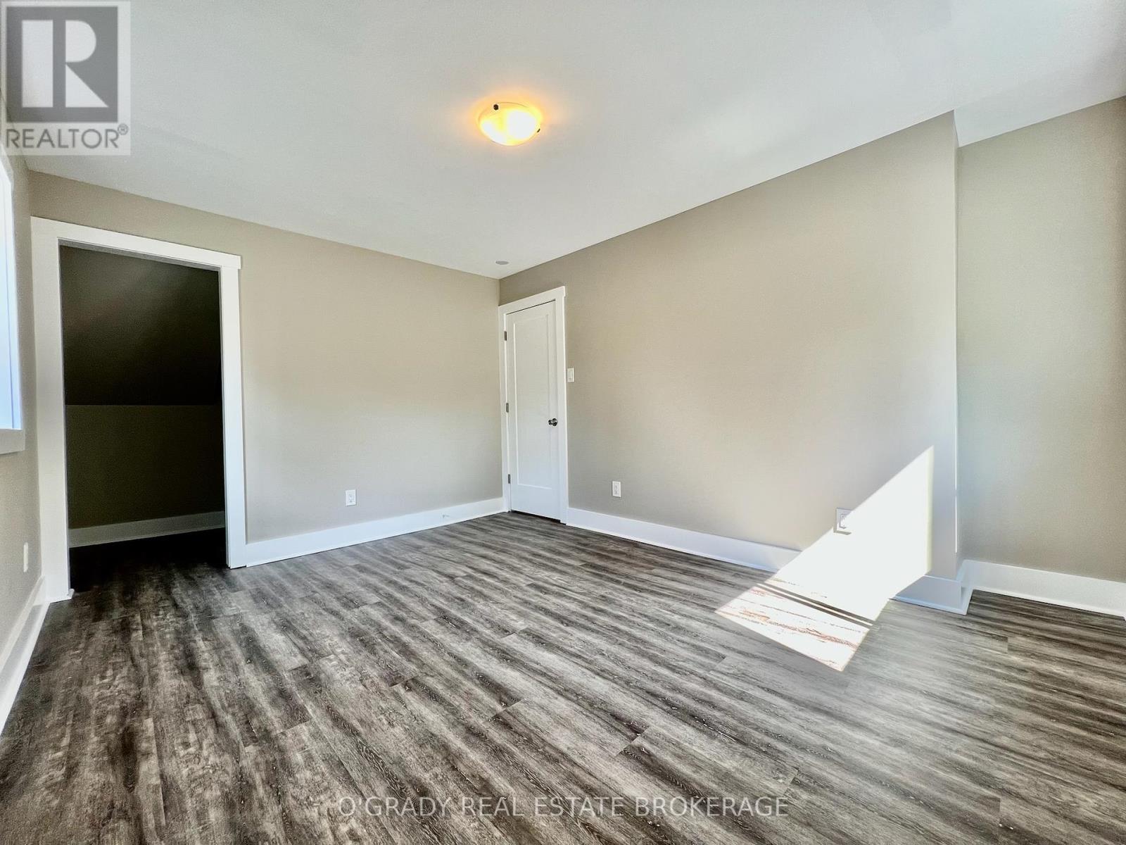 8 Edward Lane, Brockville, Ontario  K6V 5K5 - Photo 15 - X12361489