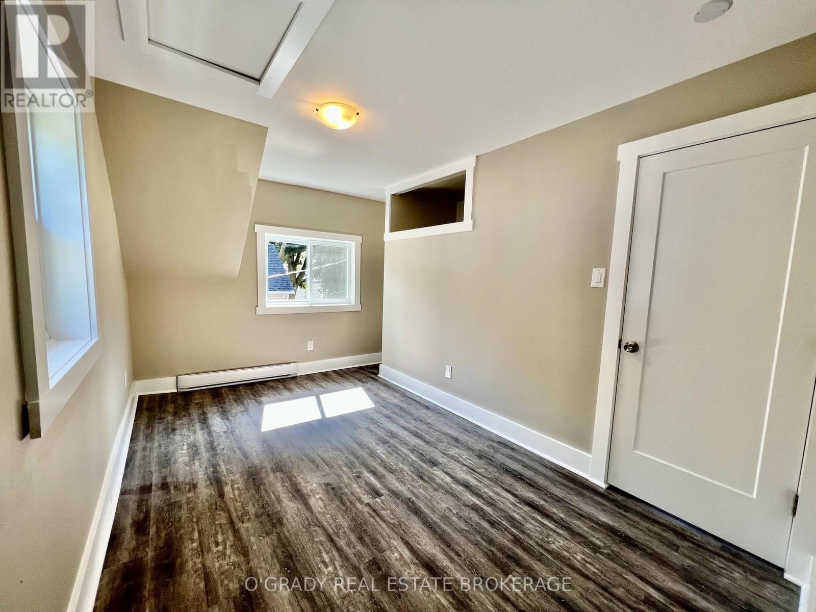 8 Edward Lane, Brockville, Ontario  K6V 5K5 - Photo 17 - X12361489