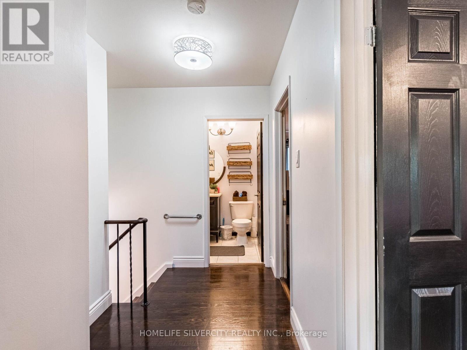 108 Brookland Drive, Brampton, Ontario  L6T 2M5 - Photo 16 - W12340271