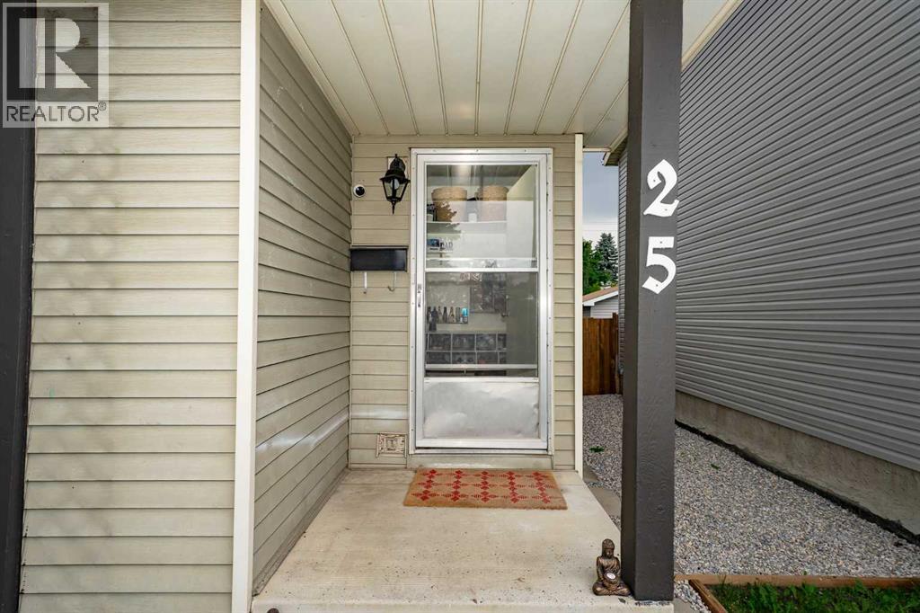25 Erin Ridge Road Se, Calgary, Alberta  T2B 2W2 - Photo 30 - A2243971