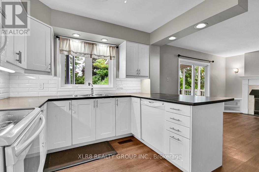 12 John Sidney Crescent, Ottawa, Ontario  K2S 1J7 - Photo 14 - X12361500