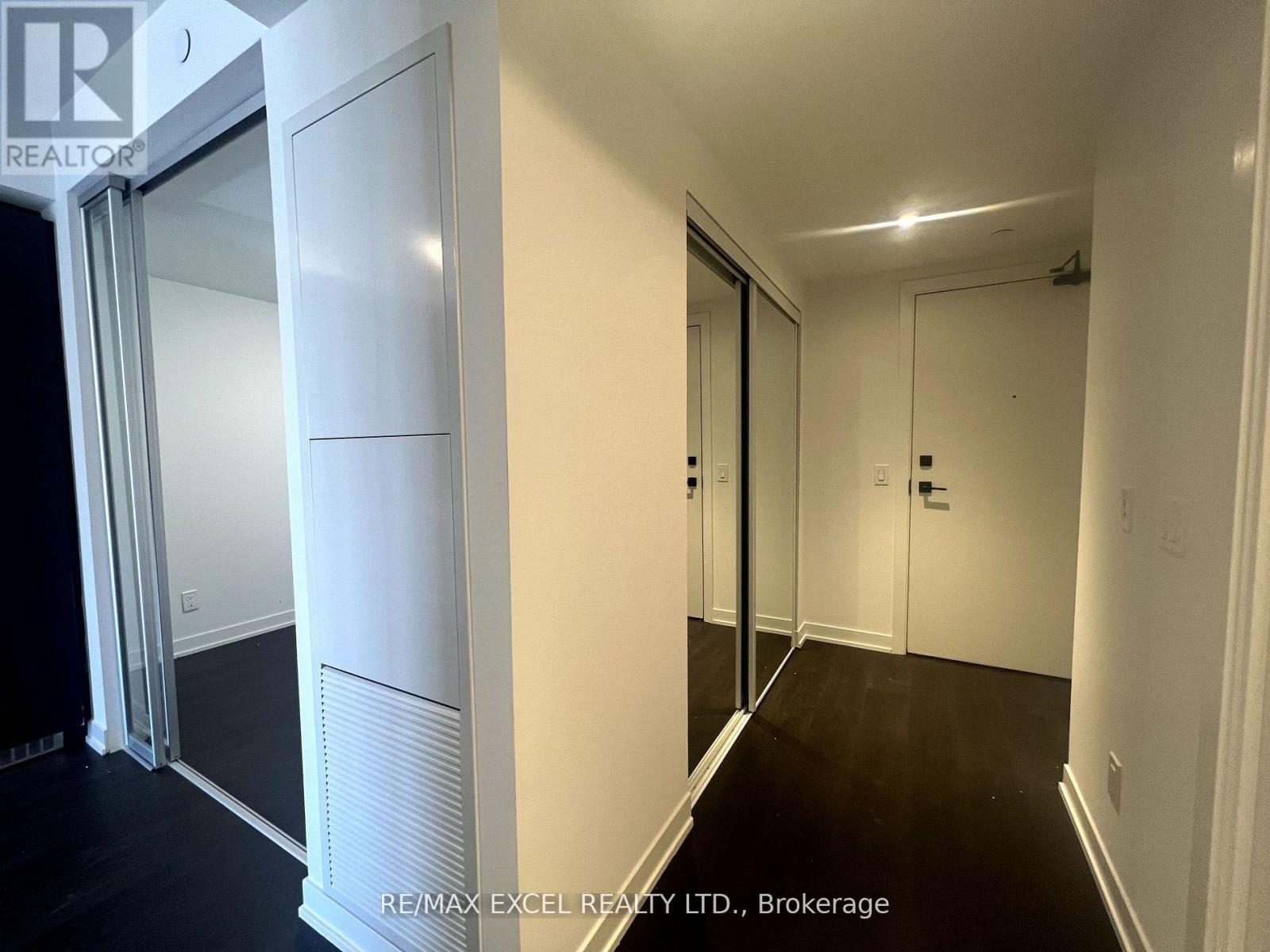 1708 - 319 Jarvis Street, Toronto, Ontario  M5B 0C8 - Photo 3 - C12361506