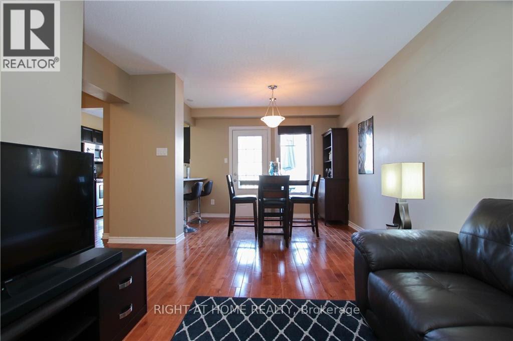 2116 Madrid Avenue, Ottawa, Ontario  K2J 0K6 - Photo 3 - X12361528