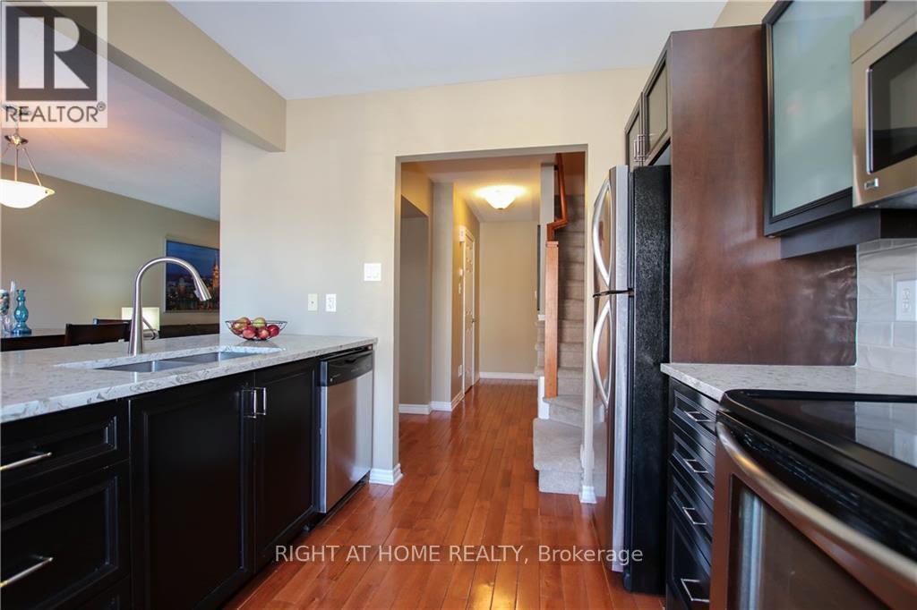 2116 Madrid Avenue, Ottawa, Ontario  K2J 0K6 - Photo 7 - X12361528