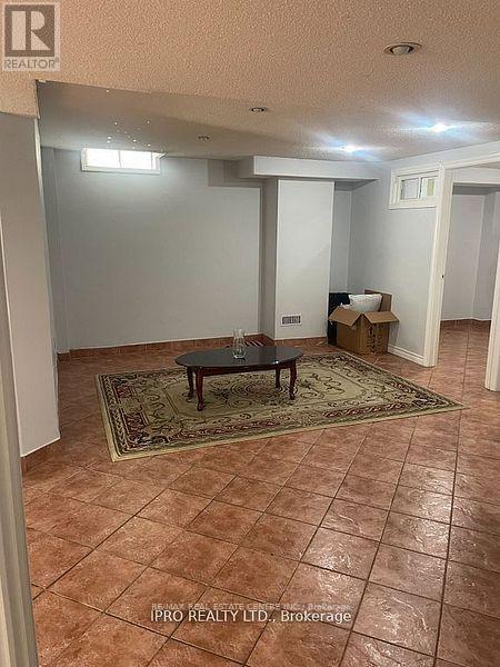 Bsmt - 824 Preston Manor Drive, Mississauga, Ontario  L5V 2L5 - Photo 2 - W12361518