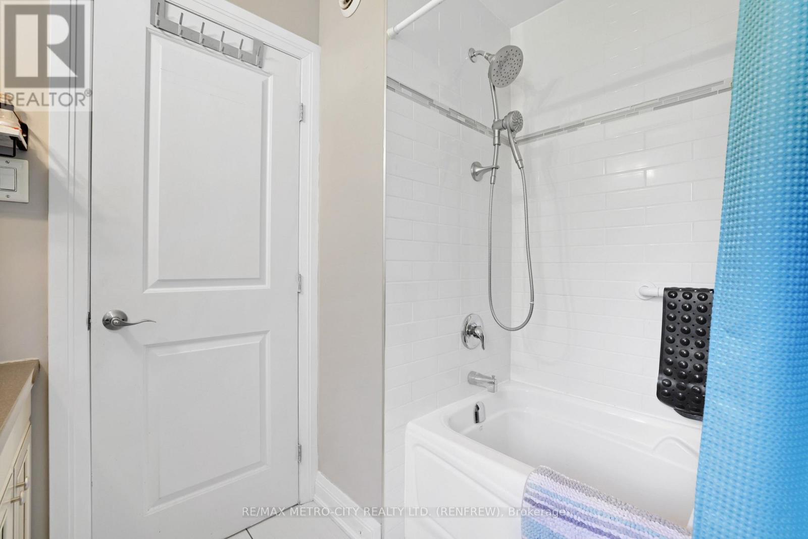 2457 Burnstown Road, Mcnab/braeside, Ontario  K7V 3Z4 - Photo 17 - X12361545