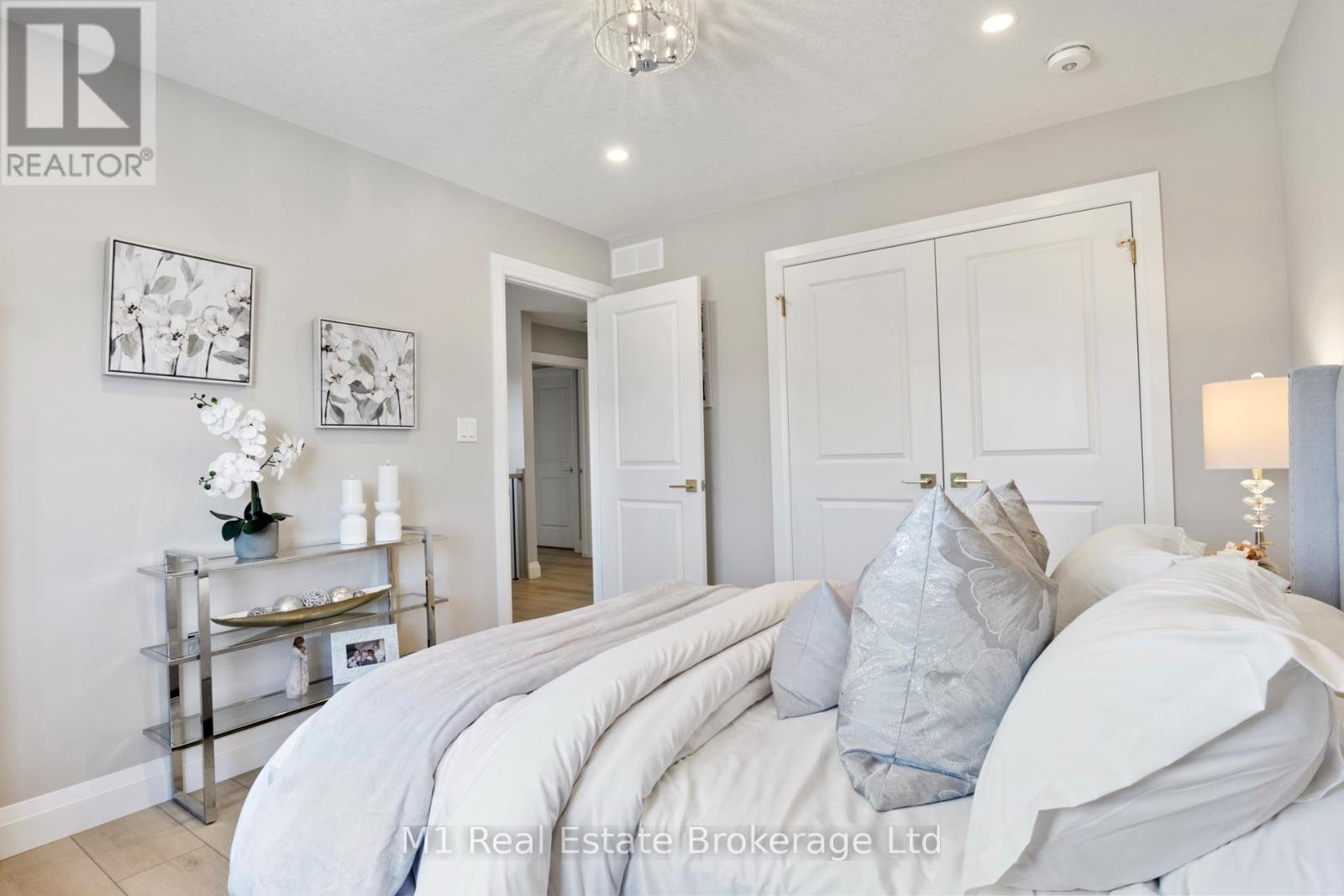 90 Rea Drive, Centre Wellington, Ontario  N1M 0H5 - Photo 22 - X12318548