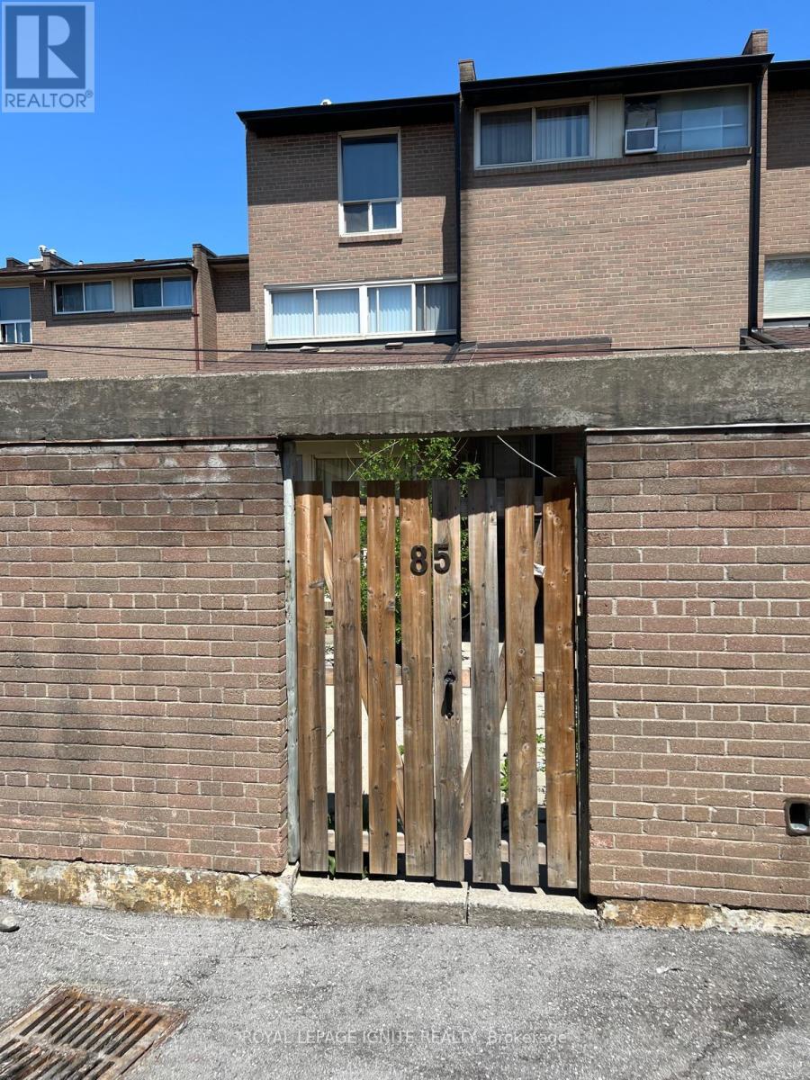 85 - 248 John Garland Boulevard, Toronto, Ontario  M9V 1N8 - Photo 2 - W12156957