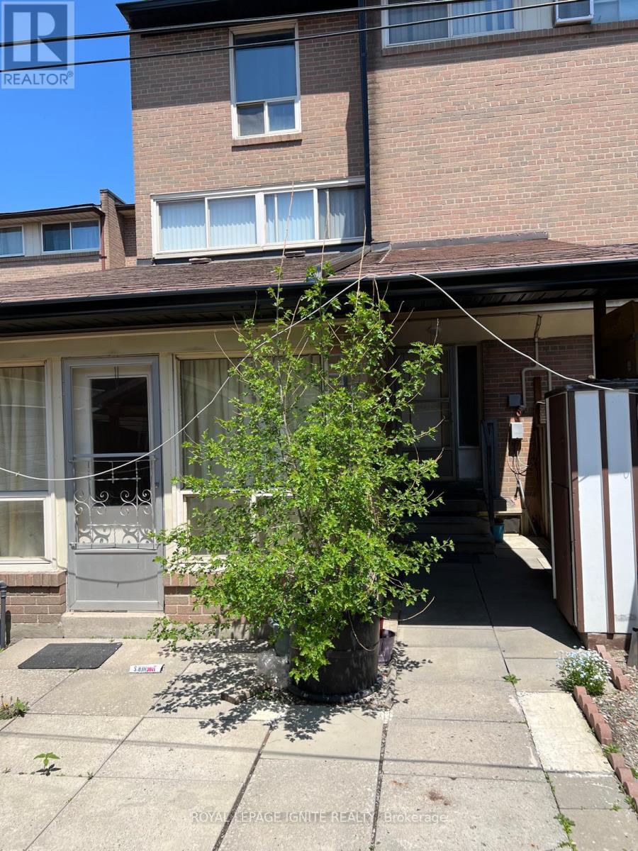 85 - 248 JOHN GARLAND BOULEVARD, Toronto, Ontario