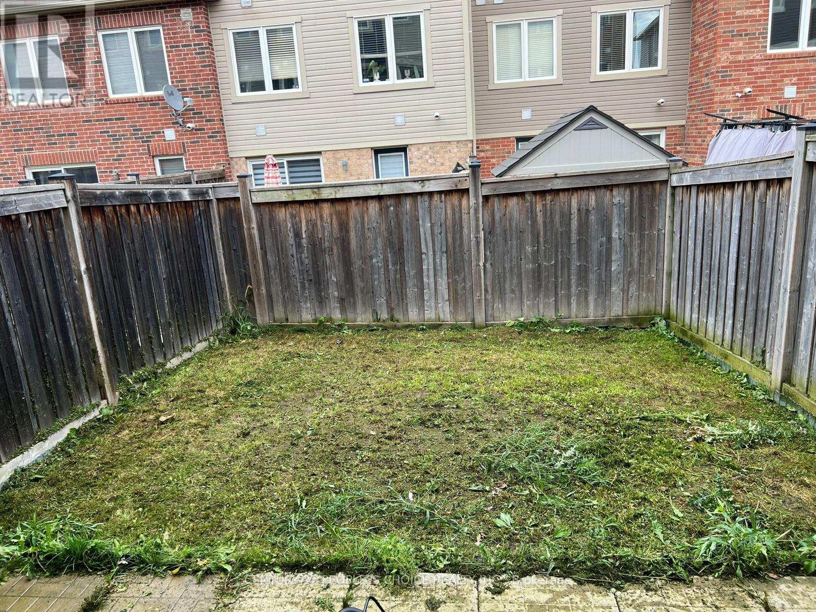 15 Lanternlight Lane, Brampton, Ontario  L7A 0S5 - Photo 23 - W12361548