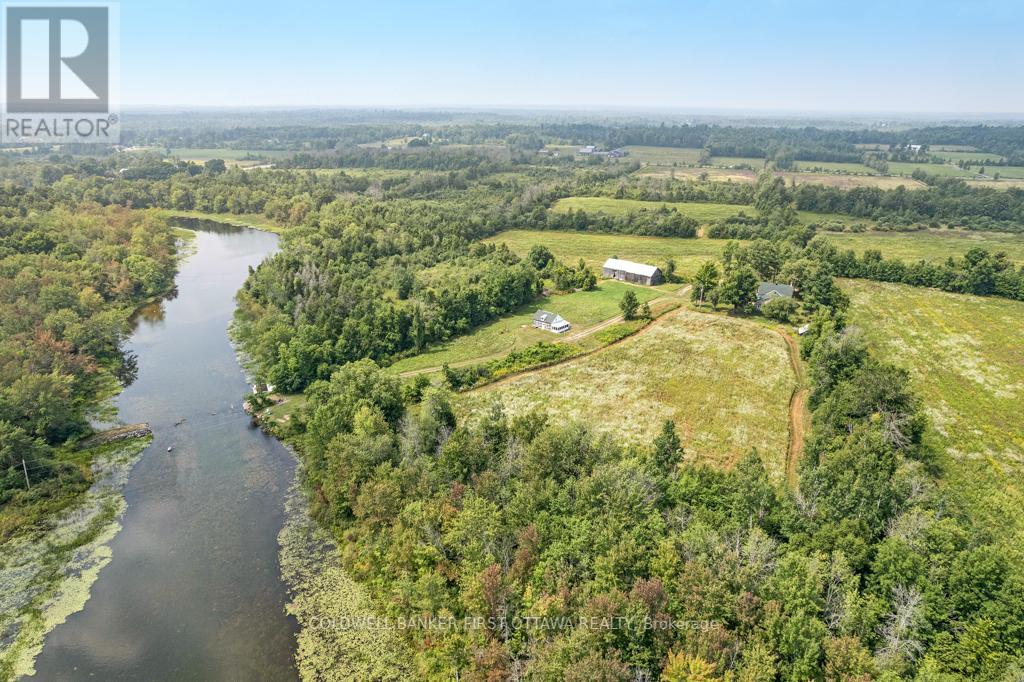 2565 Christie Lake Road, Tay Valley, Ontario  K7H 3C6 - Photo 45 - X12361563