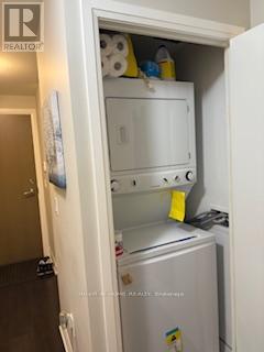 302 - 160 Vanderhoof Avenue, Toronto, Ontario  M4G 0B7 - Photo 9 - C12361559