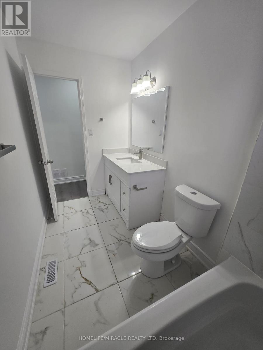 3 Sylvia Street, Barrie, Ontario  L4M 5J3 - Photo 22 - S12361569