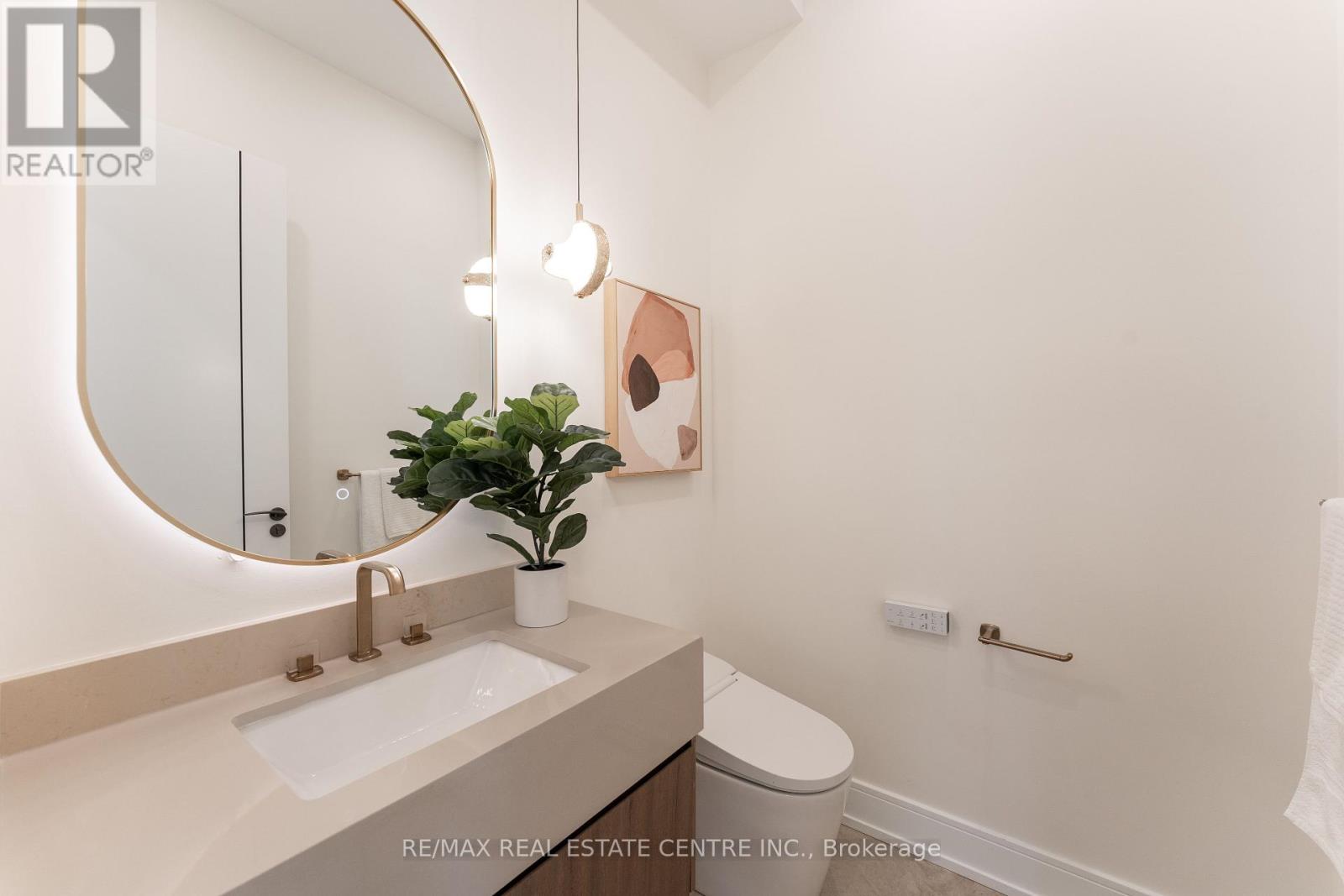462 Southland Crescent, Oakville, Ontario  L6L 3N8 - Photo 21 - W12361553