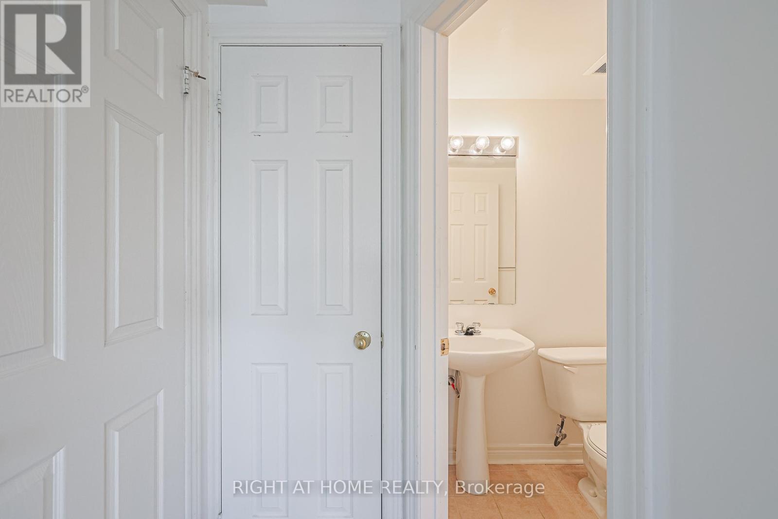 78 - 760 Lawrence Avenue W, Toronto (Yorkdale-Glen Park), Ontario  M6A 3E7 - Photo 22 - W12361571