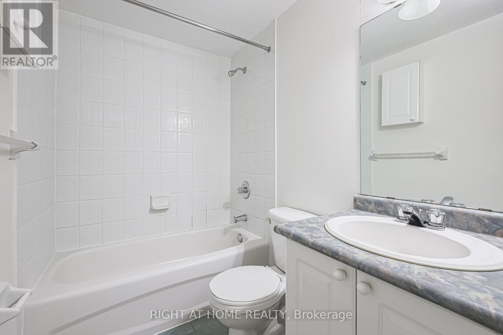 78 - 760 Lawrence Avenue W, Toronto (Yorkdale-Glen Park), Ontario  M6A 3E7 - Photo 24 - W12361571