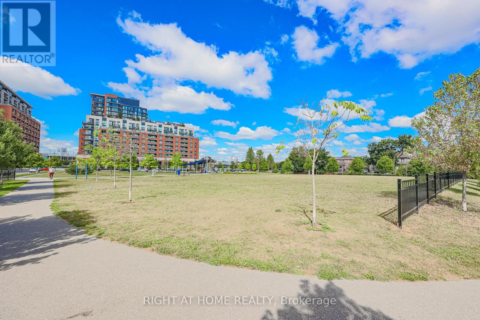 78 - 760 Lawrence Avenue W, Toronto (Yorkdale-Glen Park), Ontario  M6A 3E7 - Photo 37 - W12361571