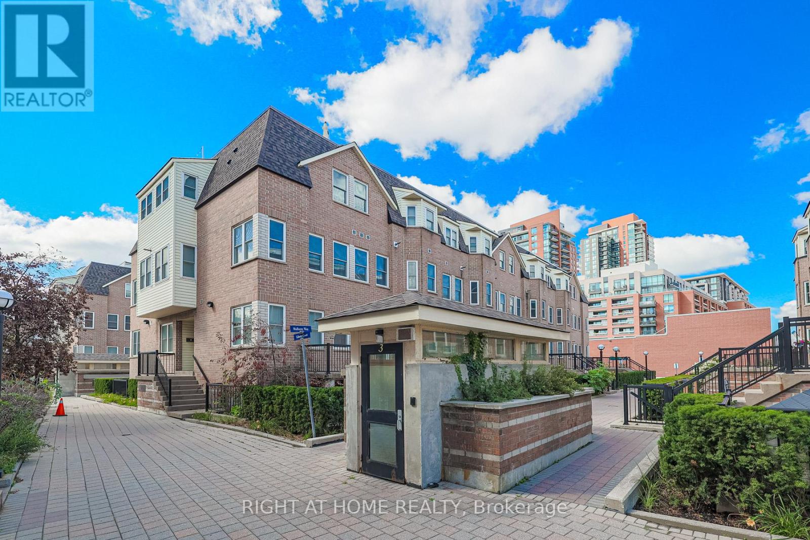 78 - 760 Lawrence Avenue W, Toronto (Yorkdale-Glen Park), Ontario  M6A 3E7 - Photo 40 - W12361571