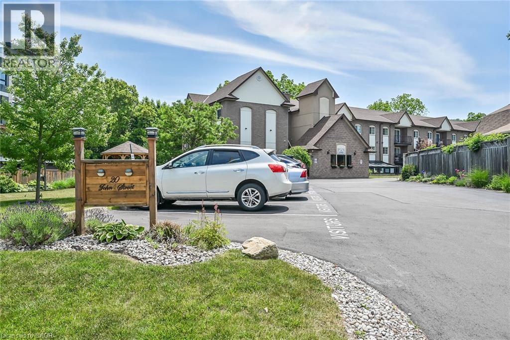 20 John Street Unit# 207, Grimsby, Ontario  L3M 1X5 - Photo 2 - 40743571