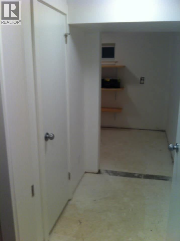 2508 Columbia Avenue, Castlegar, British Columbia  V1N 2X5 - Photo 22 - 10359885