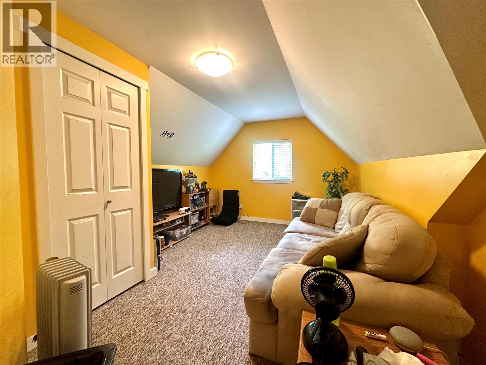 2508 Columbia Avenue, Castlegar, British Columbia  V1N 2X5 - Photo 21 - 10359885