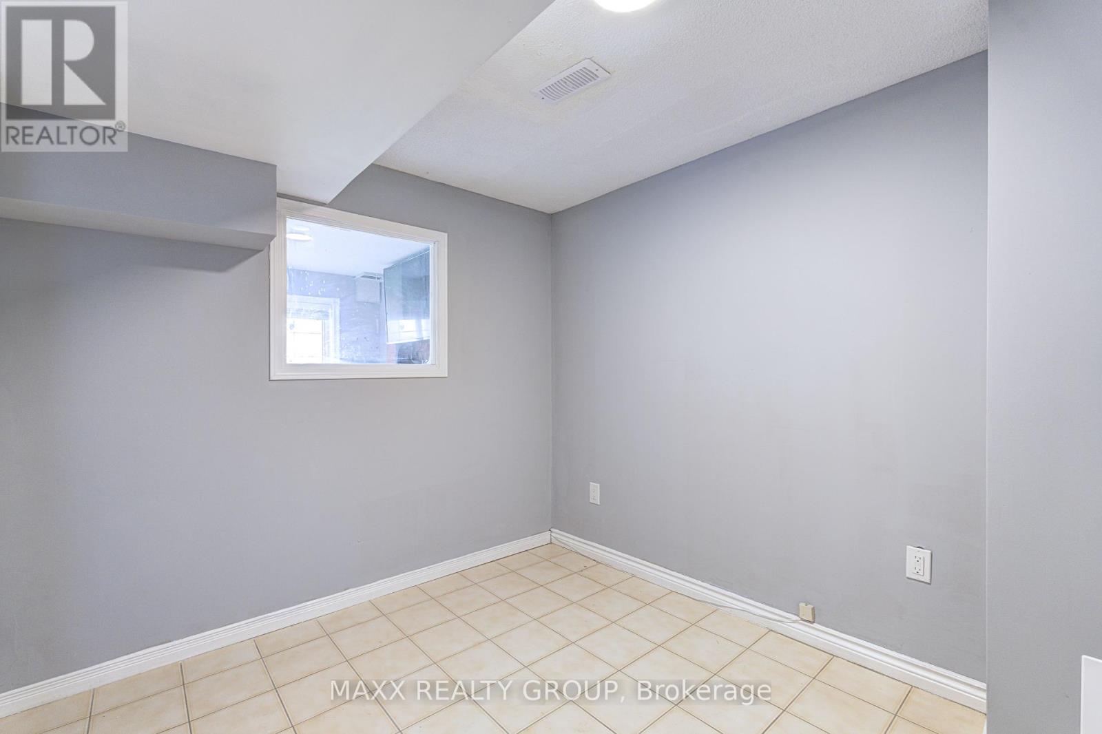 109 Woodsend Run, Brampton (Fletcher's Creek South), Ontario  L6Y 4H7 - Photo 17 - W12361588