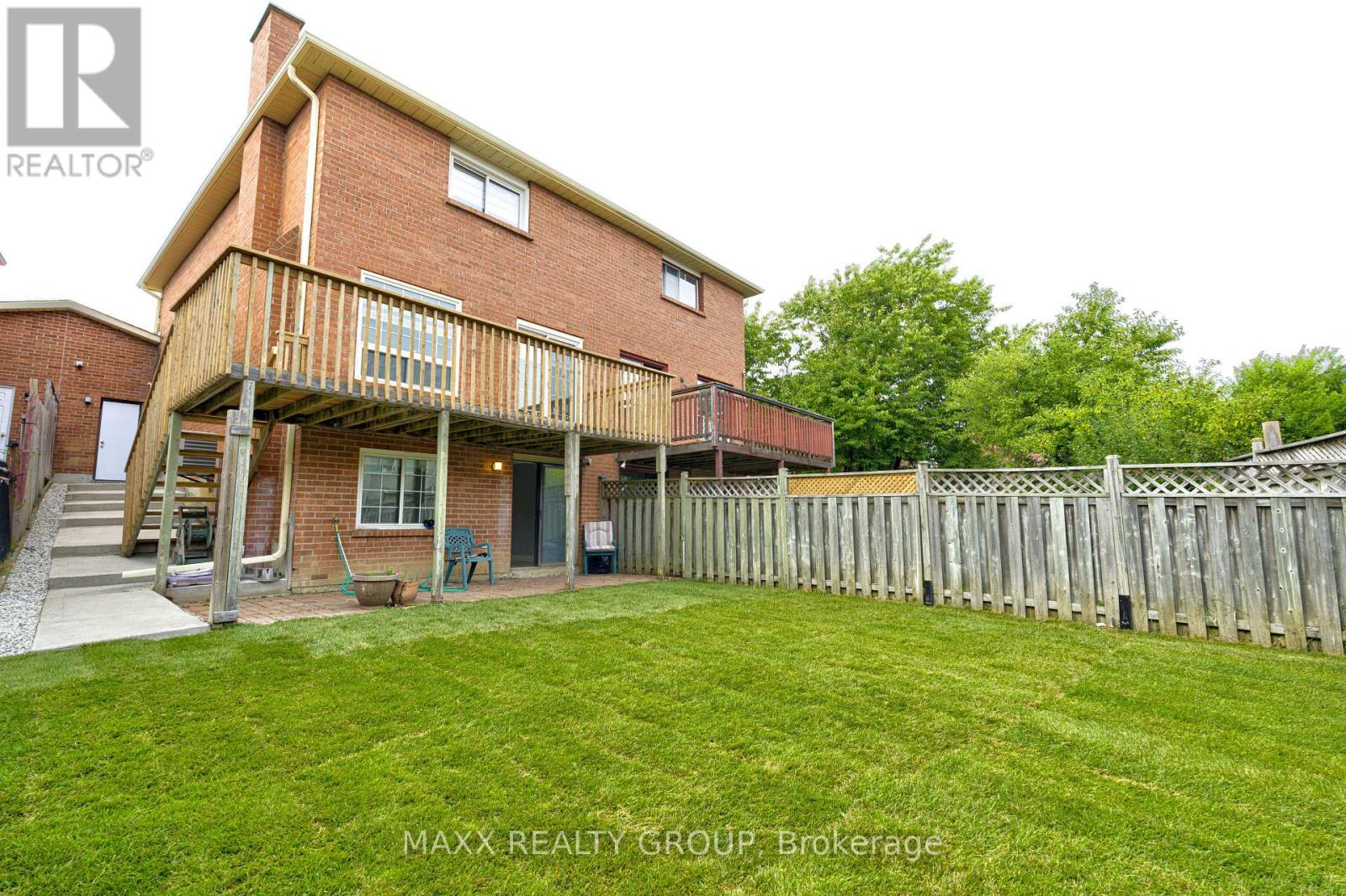 109 Woodsend Run, Brampton (Fletcher's Creek South), Ontario  L6Y 4H7 - Photo 22 - W12361588