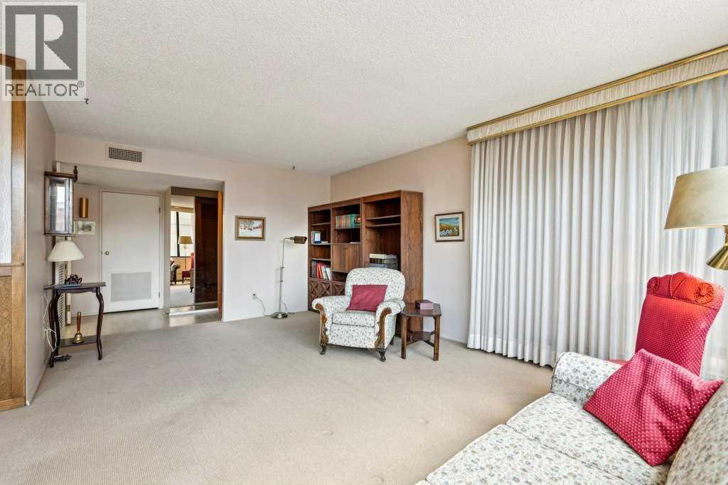 Property at 303, 330 26 Avenue SW image 5