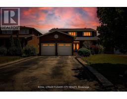 15 Thistle Ridge Drive E, Vaughan (East Woodbridge), Ca
