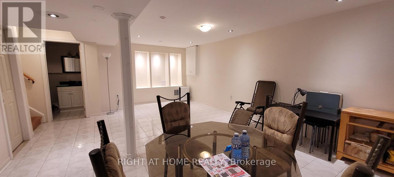 3310 Greenbelt Crescent, Mississauga (Lisgar), Ontario  L5N 5X1 - Photo 42 - W12355971