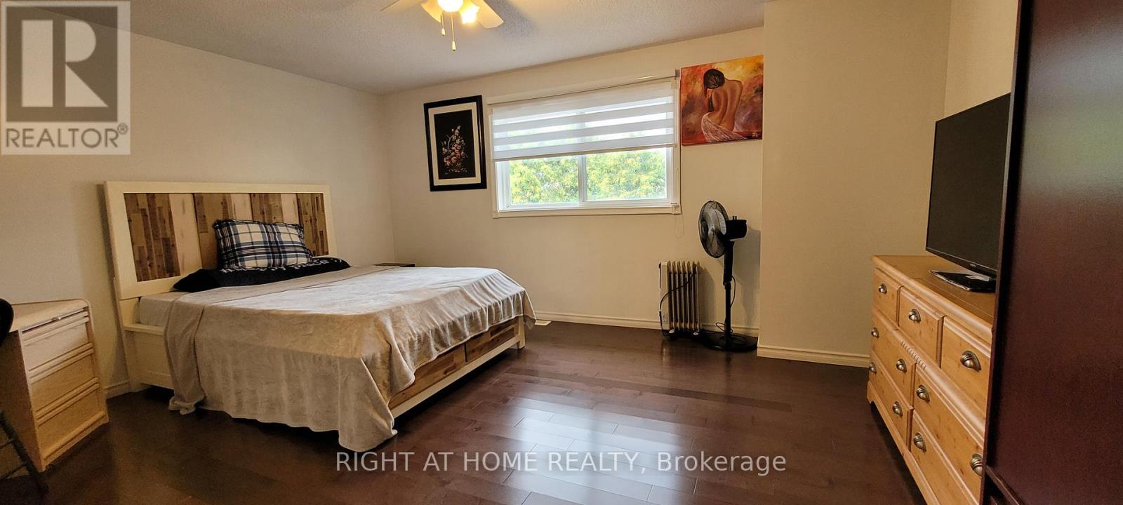 3310 Greenbelt Crescent, Mississauga (Lisgar), Ontario  L5N 5X1 - Photo 30 - W12355971