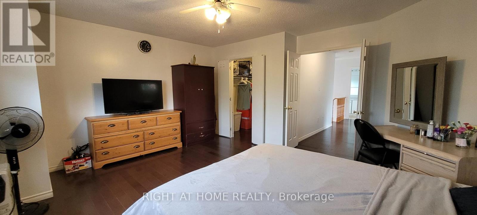 3310 Greenbelt Crescent, Mississauga (Lisgar), Ontario  L5N 5X1 - Photo 33 - W12355971