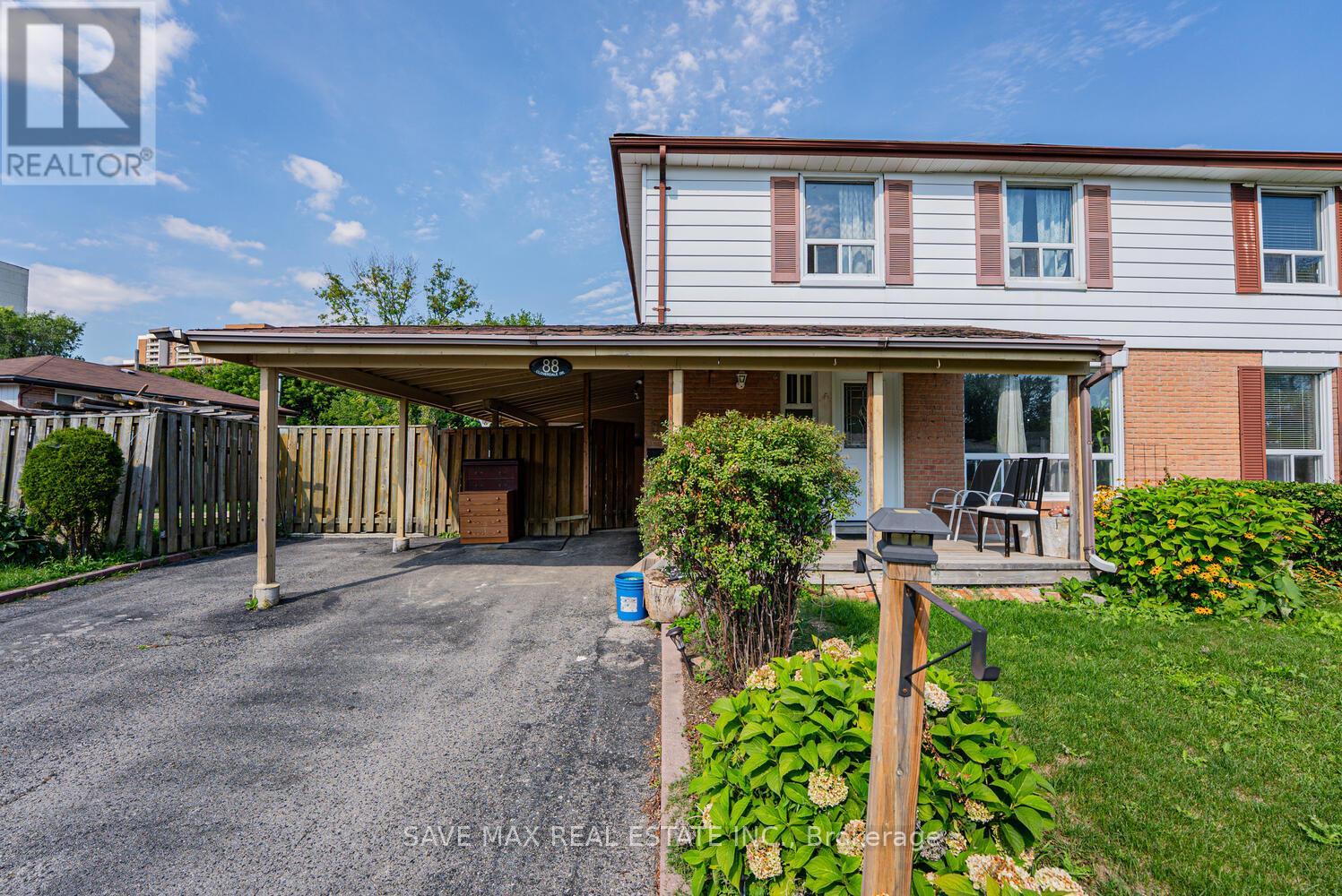88 Cloverdale Drive, Brampton (Avondale), Ontario  L6T 2T8 - Photo 45 - W12358743