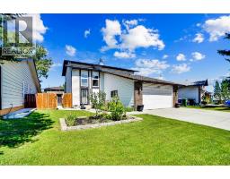 103 Castlebury Way Ne Castleridge, Calgary, Ca