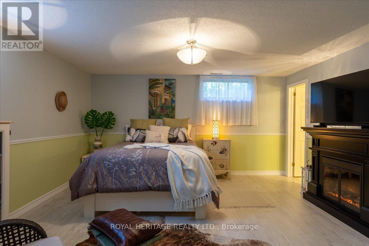 38 Patricia Place, Kawartha Lakes, Ontario  K0M 1A0 - Photo 18 - X12195880
