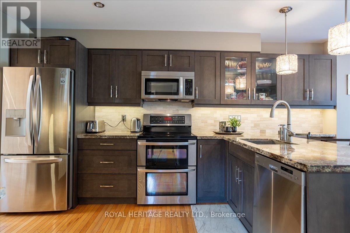 38 Patricia Place, Kawartha Lakes, Ontario  K0M 1A0 - Photo 8 - X12195880