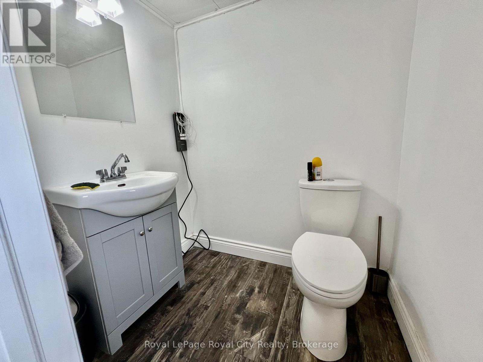 165 St Andrew Street W, Centre Wellington, Ontario  N1M 1N6 - Photo 18 - X12354650