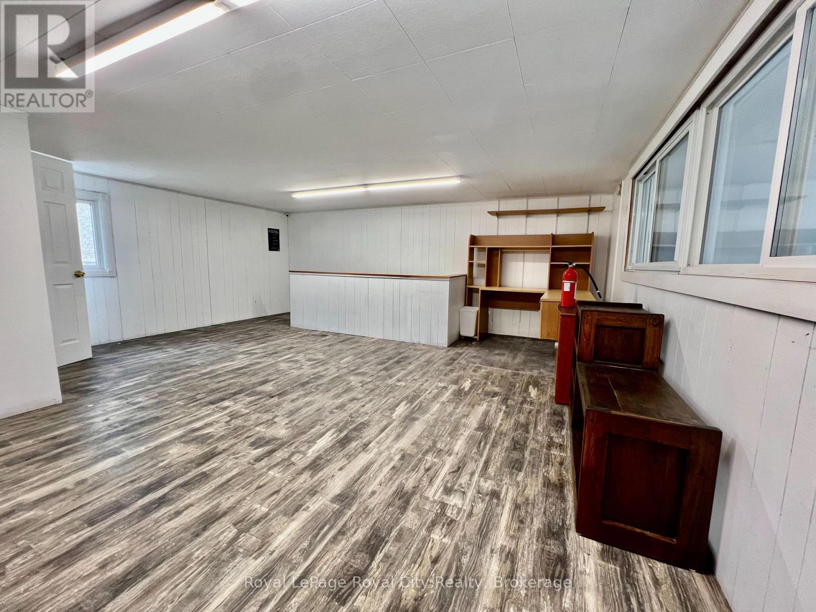 165 St Andrew Street W, Centre Wellington, Ontario  N1M 1N6 - Photo 20 - X12354650