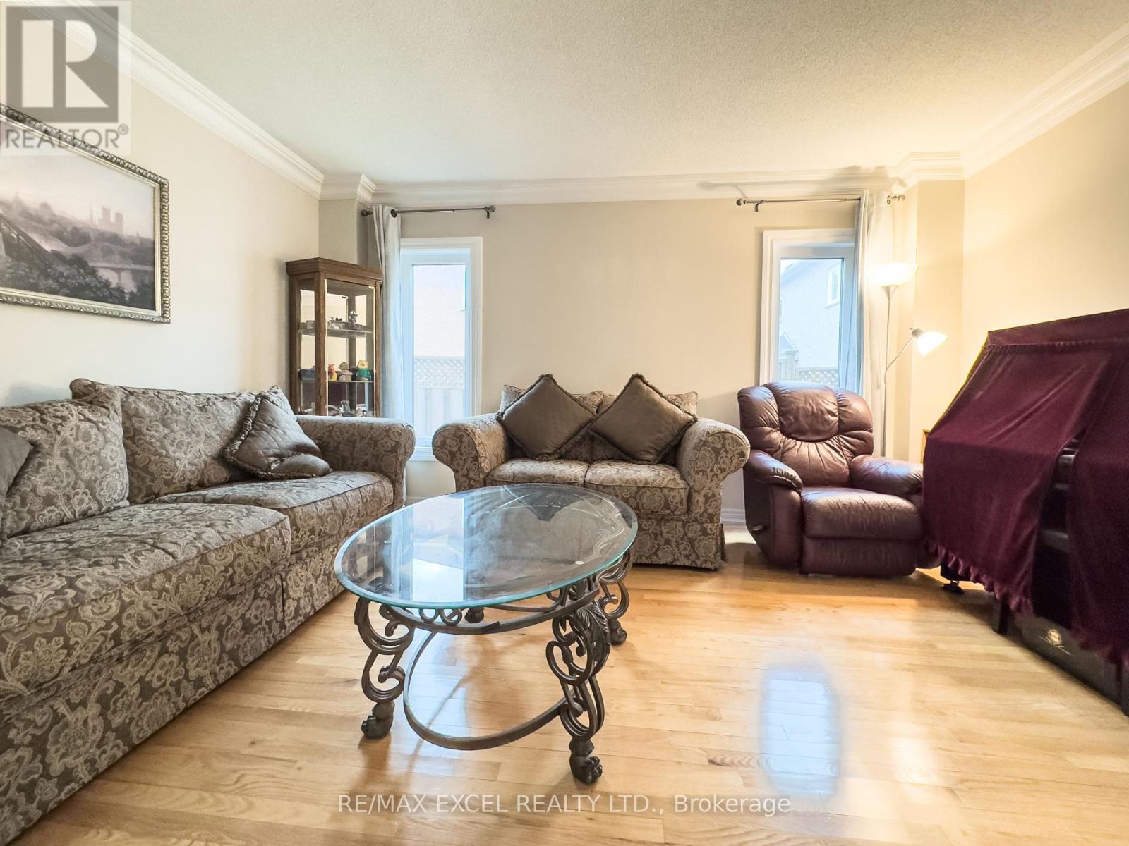 149 Quince Crescent, Markham, Ontario  L3S 3W8 - Photo 12 - N12361625