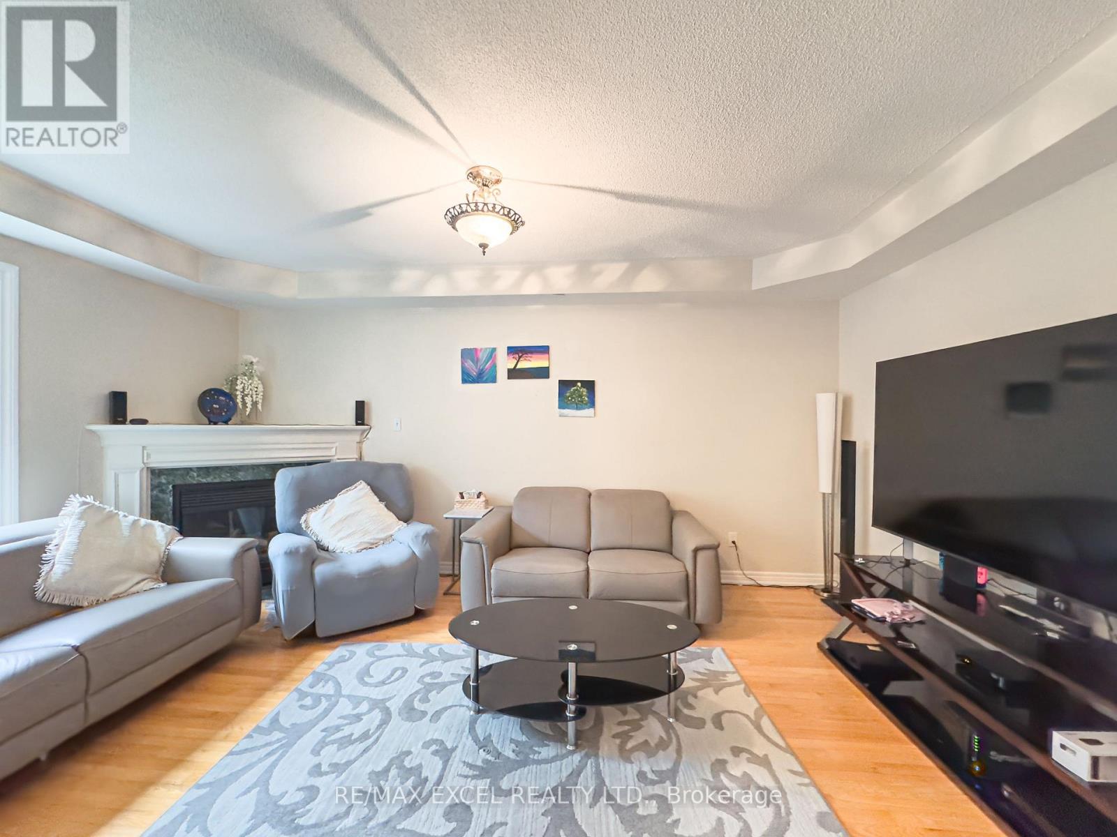 149 Quince Crescent, Markham, Ontario  L3S 3W8 - Photo 5 - N12361625