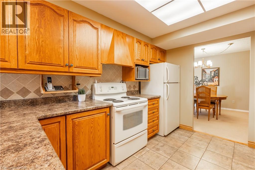 265 Westcourt Place Unit# 907, Waterloo, Ontario  N2L 6E4 - Photo 16 - 40748239