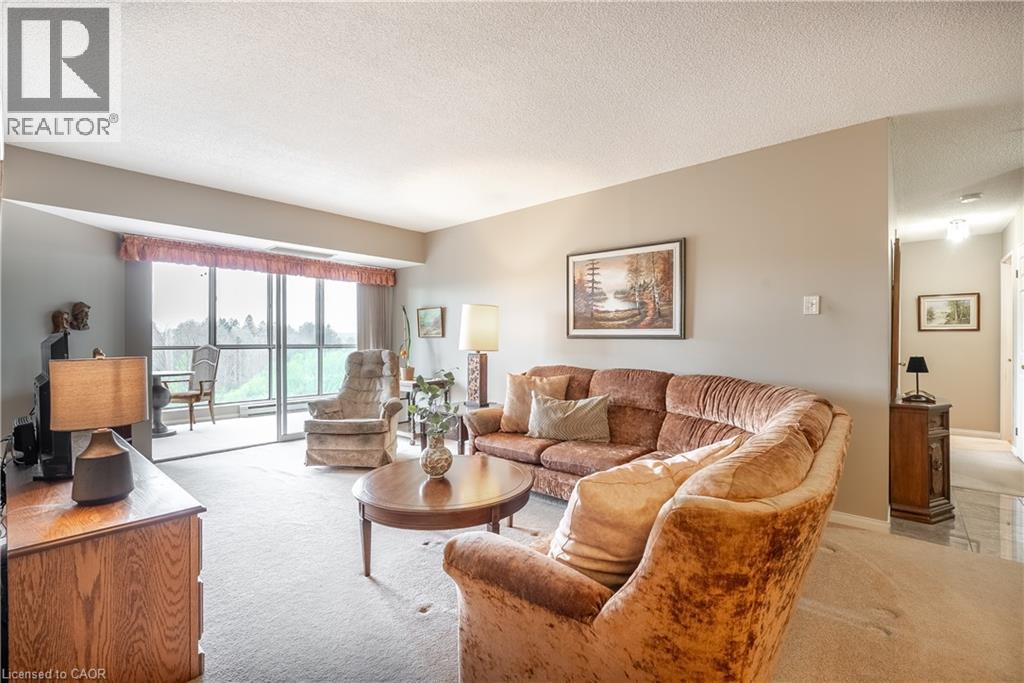 265 Westcourt Place Unit# 907, Waterloo, Ontario  N2L 6E4 - Photo 3 - 40748239