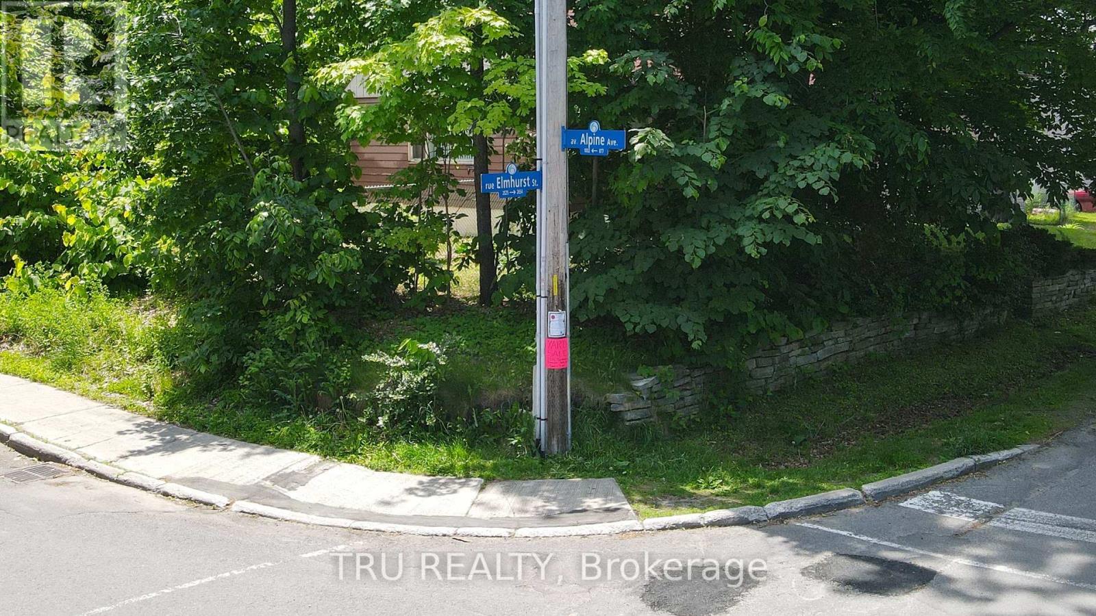 Property at 2626 ELMHURST STREET image 3