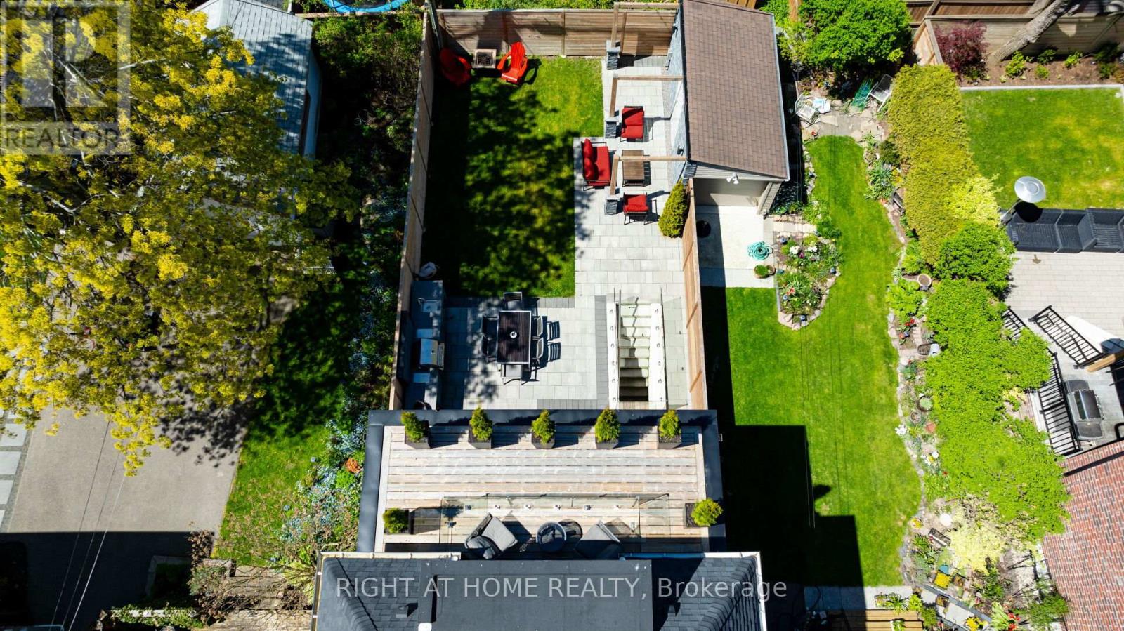 40 Sixth Street, Toronto (New Toronto), Ontario  M8V 3A2 - Photo 39 - W12361656
