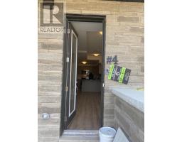 4 - 12 HUMBERWOOD BOULEVARD, Toronto, Ontario