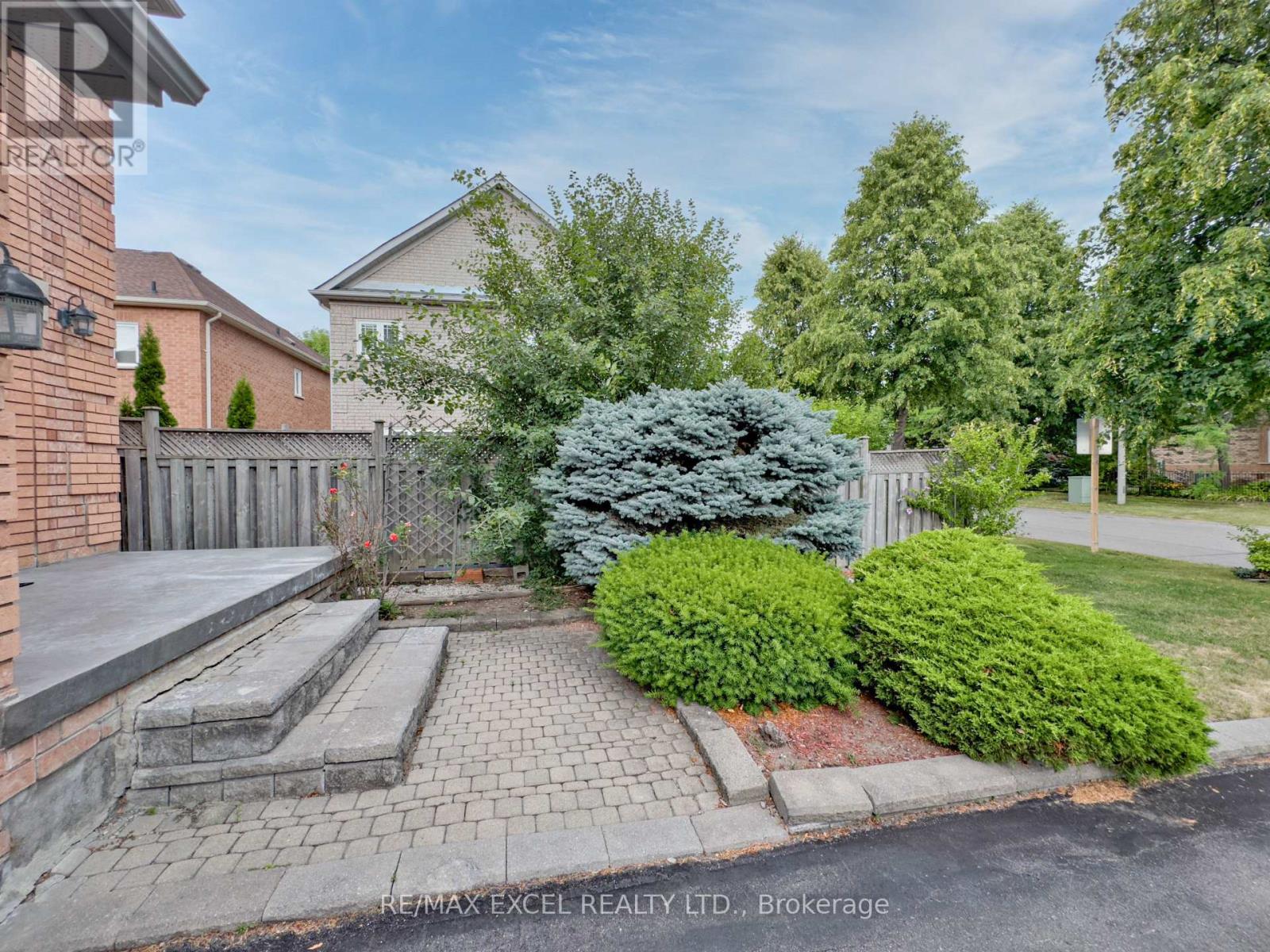149 Quince Crescent, Markham, Ontario  L3S 3W8 - Photo 2 - N12361625