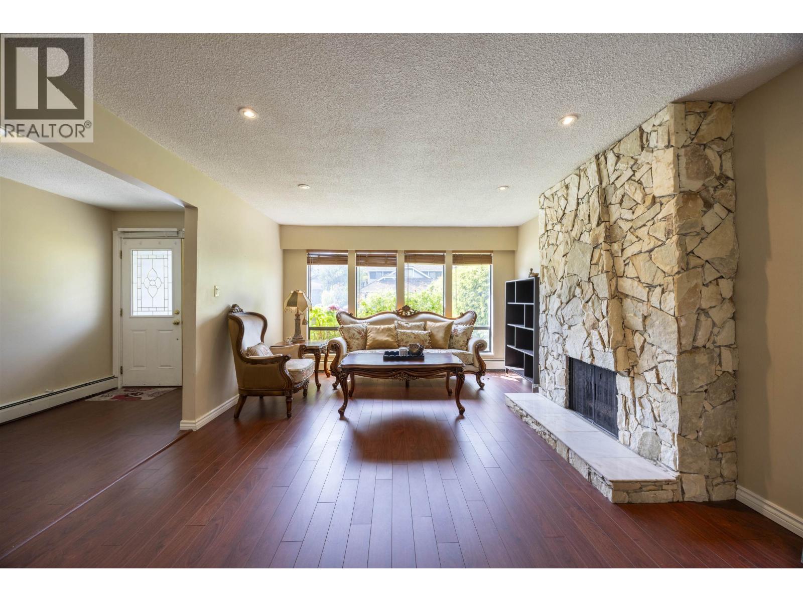 10548 Canso Crescent, Richmond, British Columbia  V7E 5B9 - Photo 8 - R3038091