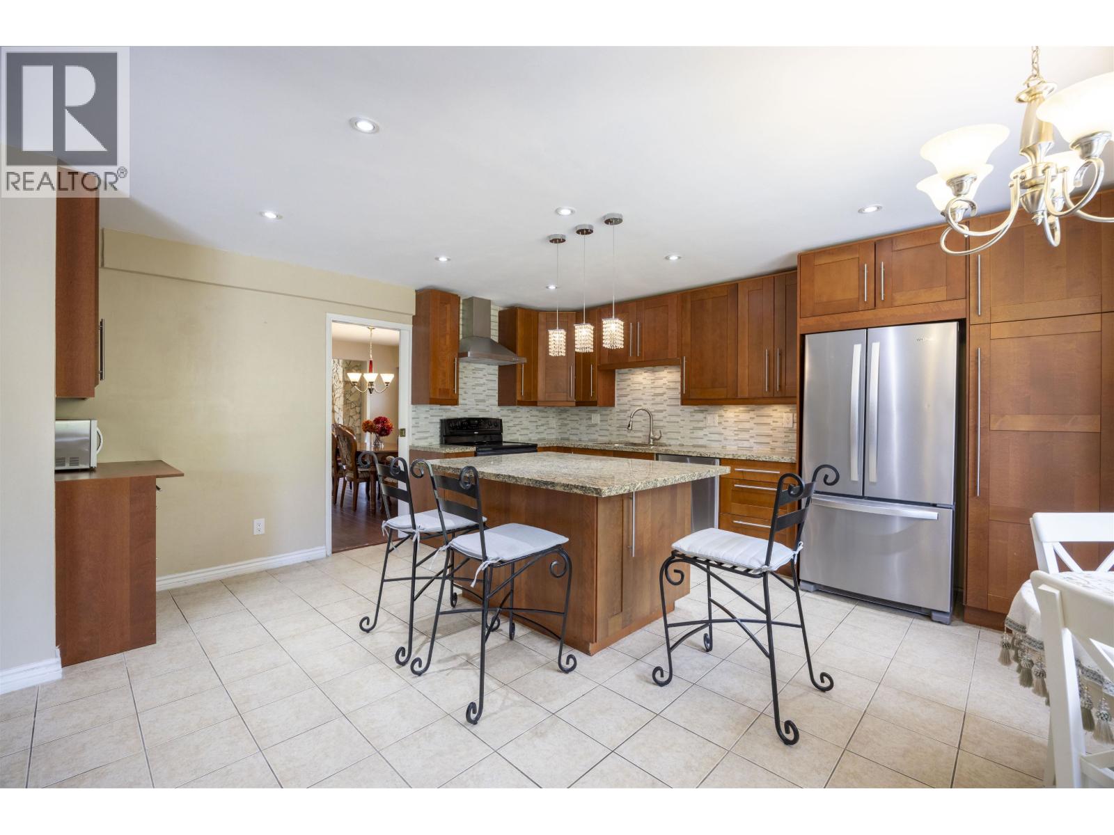 10548 Canso Crescent, Richmond, British Columbia  V7E 5B9 - Photo 2 - R3038091