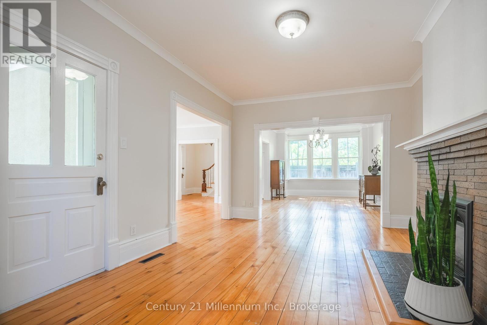 774 Hurontario Street, Collingwood, Ontario  L9Y 0G9 - Photo 14 - S12124617