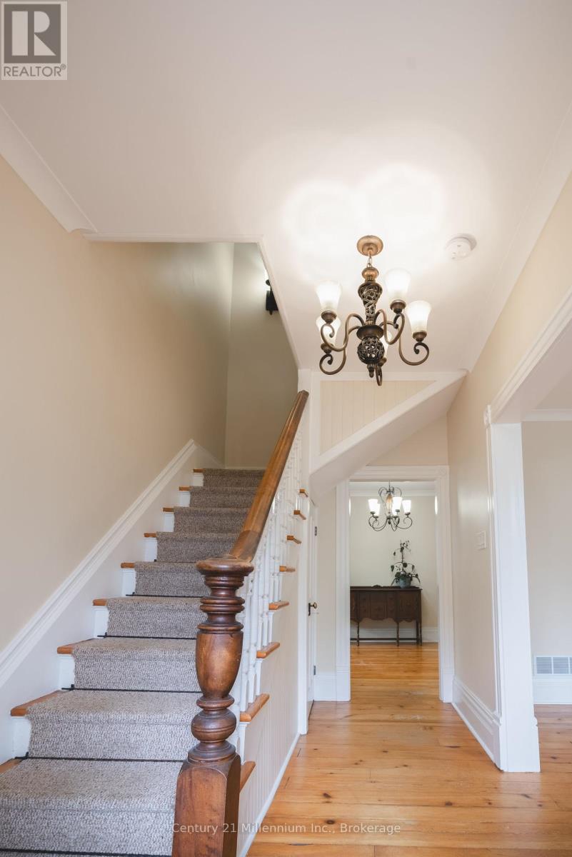 774 Hurontario Street, Collingwood, Ontario  L9Y 0G9 - Photo 16 - S12124617